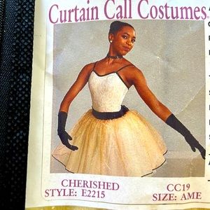 Ballet 🩰 costume, adult medium, Cherished.Worn 1x for recital. Great costume